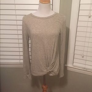 Blouse with flared sleeve